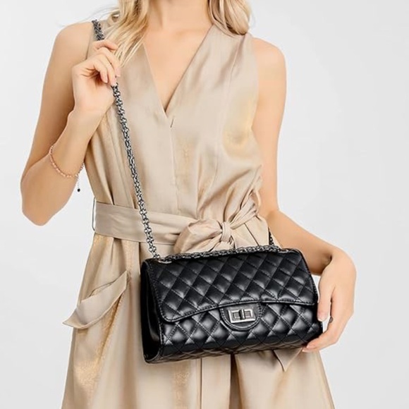 New quilted chain strap dual Crossbody or shoulder back~ - Picture 4 of 11